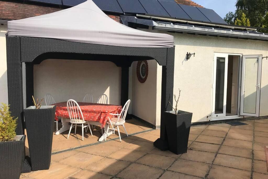Alpaca Lodge Sittingbourne Exterior foto